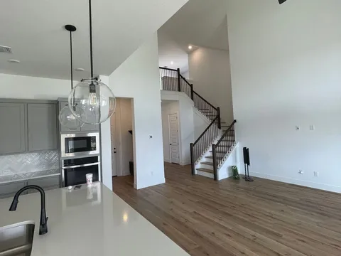 An open-plan kitchen after a Kempt clean
